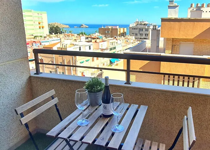 Vistas Al Mar, Centrico Y Junto A La Estacion - By Aloha Palma